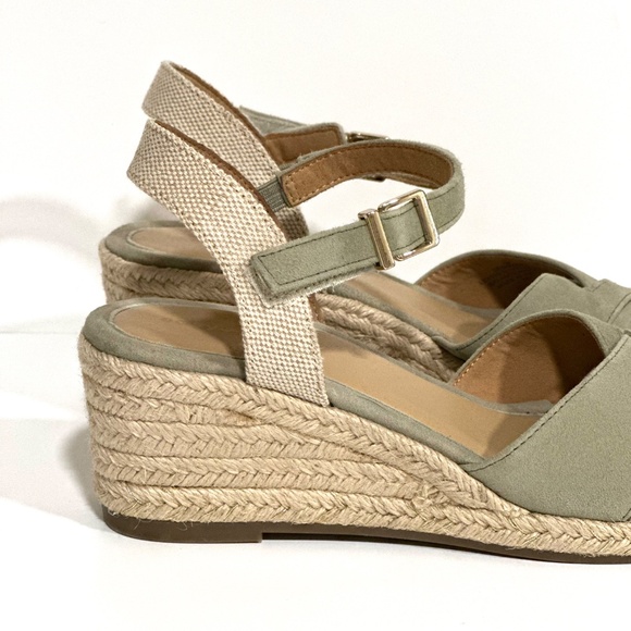 Easy Spirit Shandra Light Green Suede Espadrille Wedge New Sandals Size 7 - Picture 4 of 6